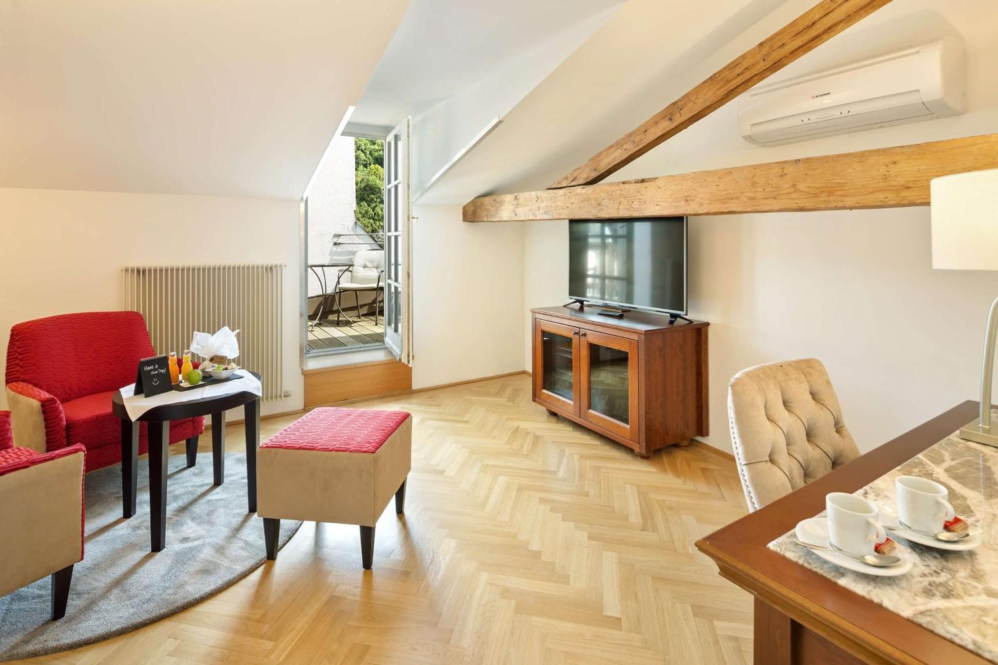 Radisson Blu Hotel Altstadt Salisburgo Esterno foto